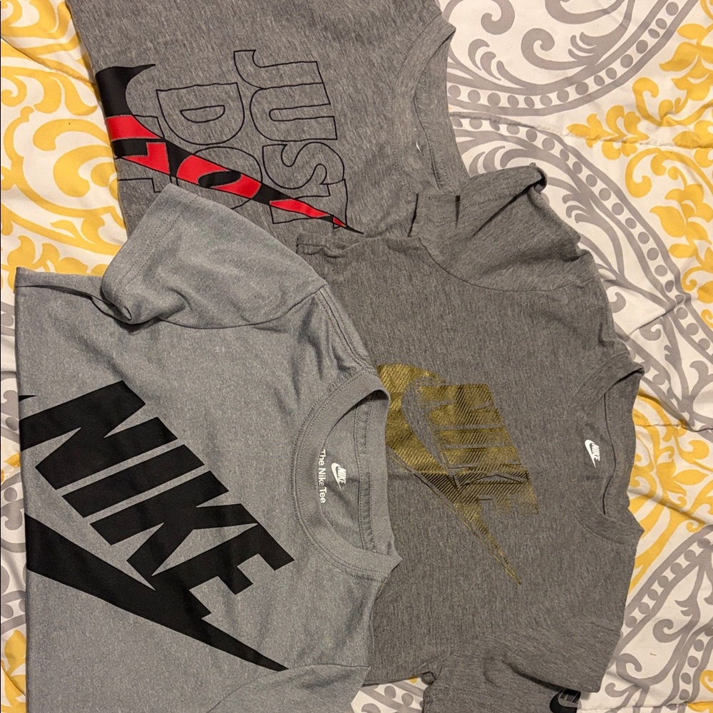 Nike Kids Gray Tees with Logo Accents